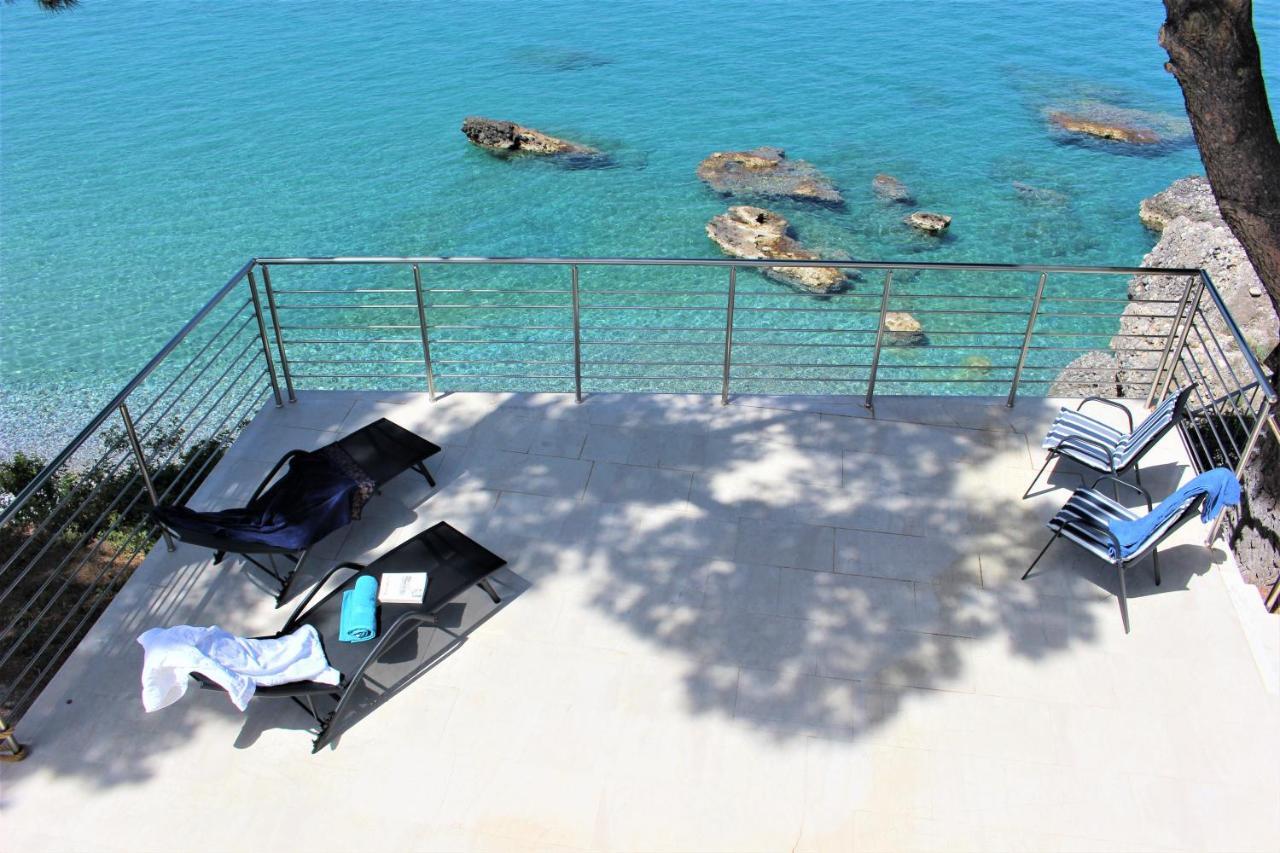 Naftilos Blue View Retreat Avia Екстер'єр фото